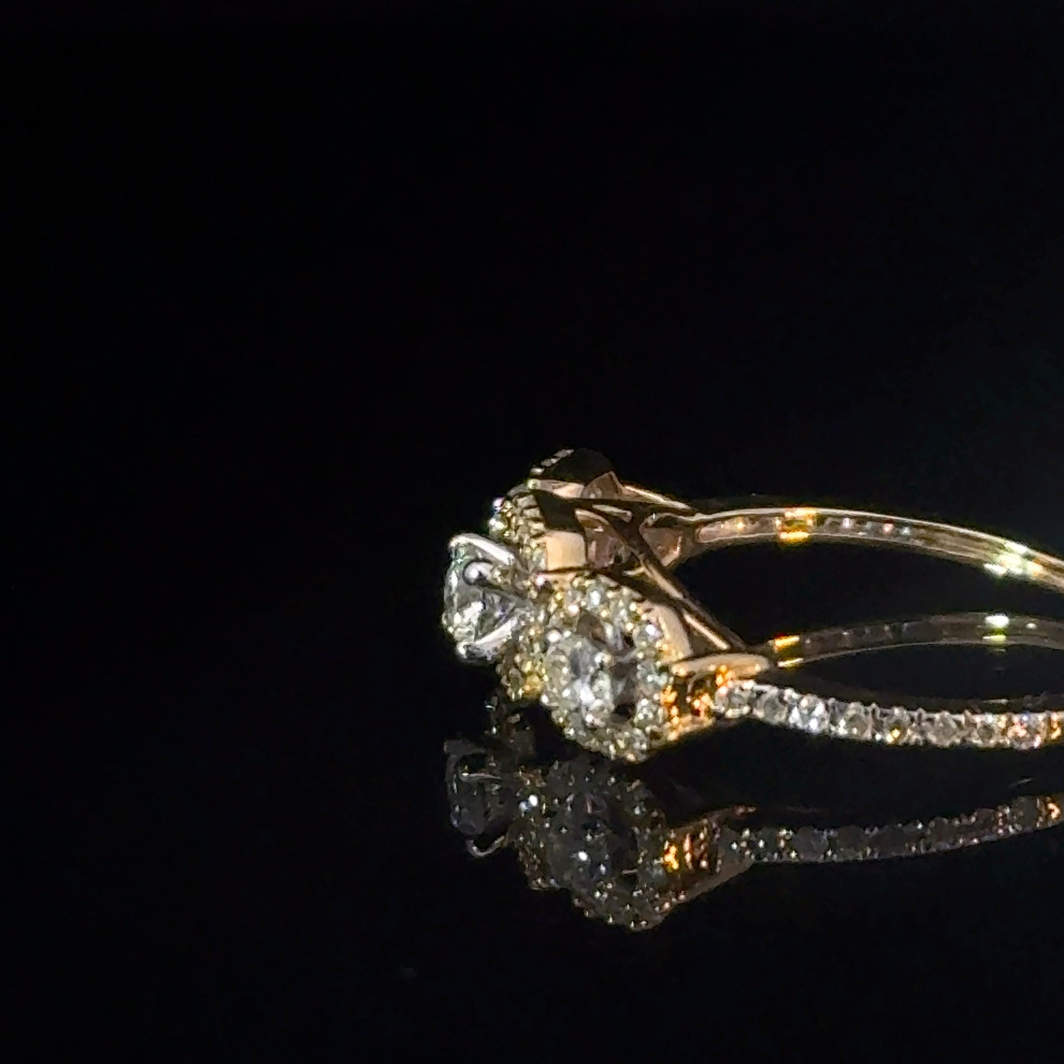 14k Gold & Diamonds Ring