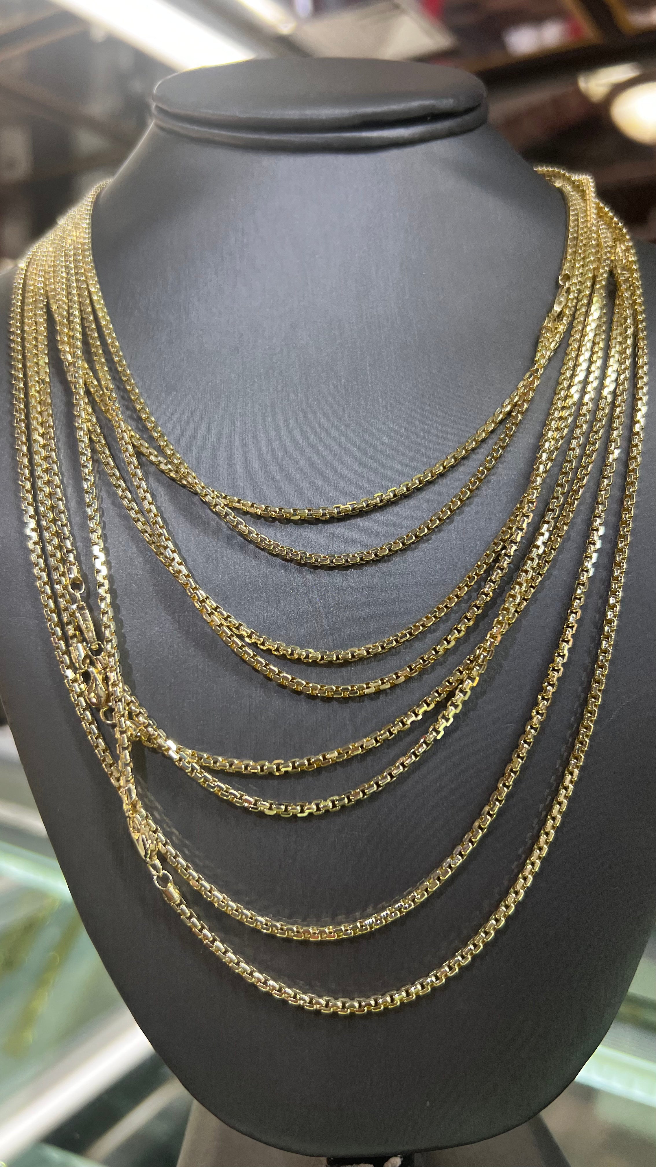 10k Gold - 2.1mm Round box chain