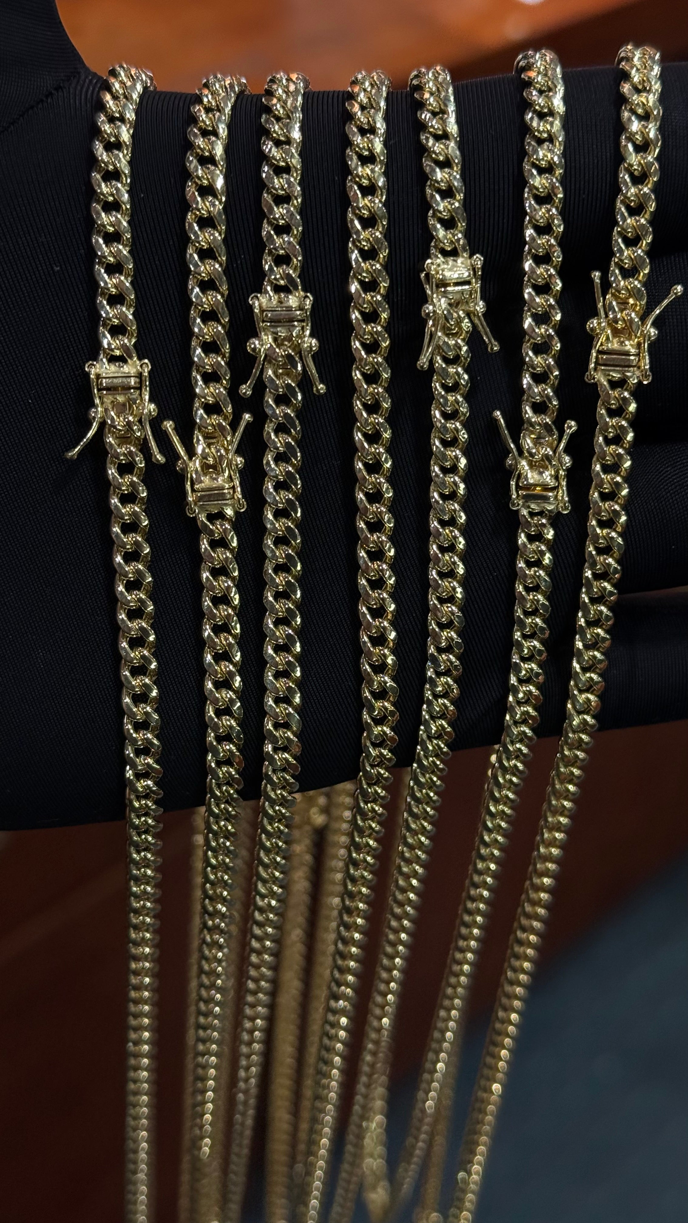 10k Gold - 4.5mm Cuban Chain