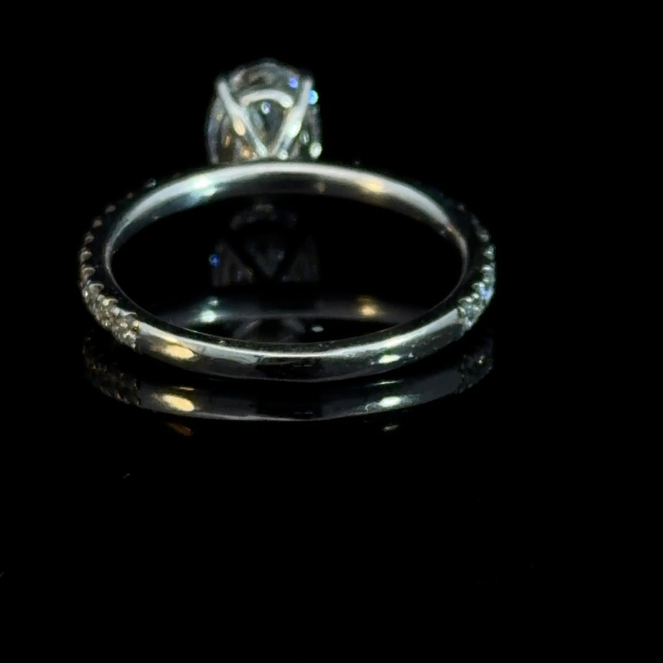 1.09 CT Oval Cut Lab Grown Diamond Engagement Ring | D/VS2 | IGI Certified