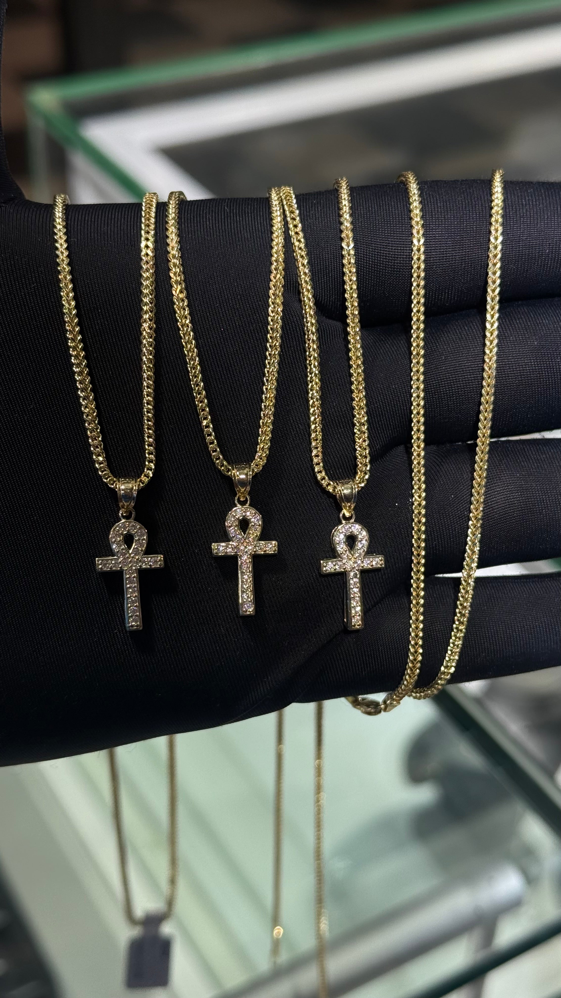 10k Gold Set - 1.7mm Franco Chain + Pendant