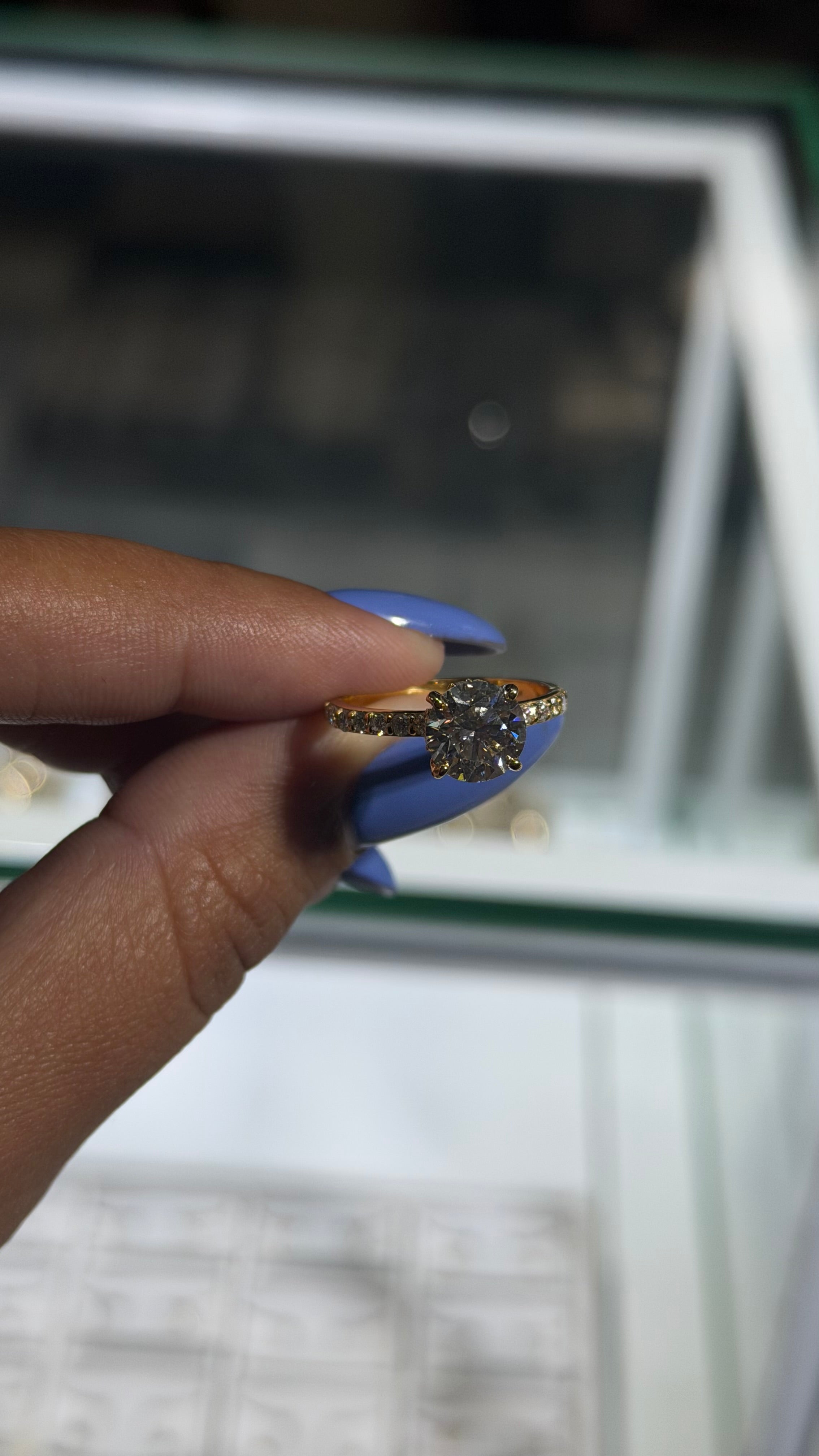 2.03ct Round Brilliant Lab Grown Diamond Ring | E/VS2 | Ideal Cut | IGI Certified