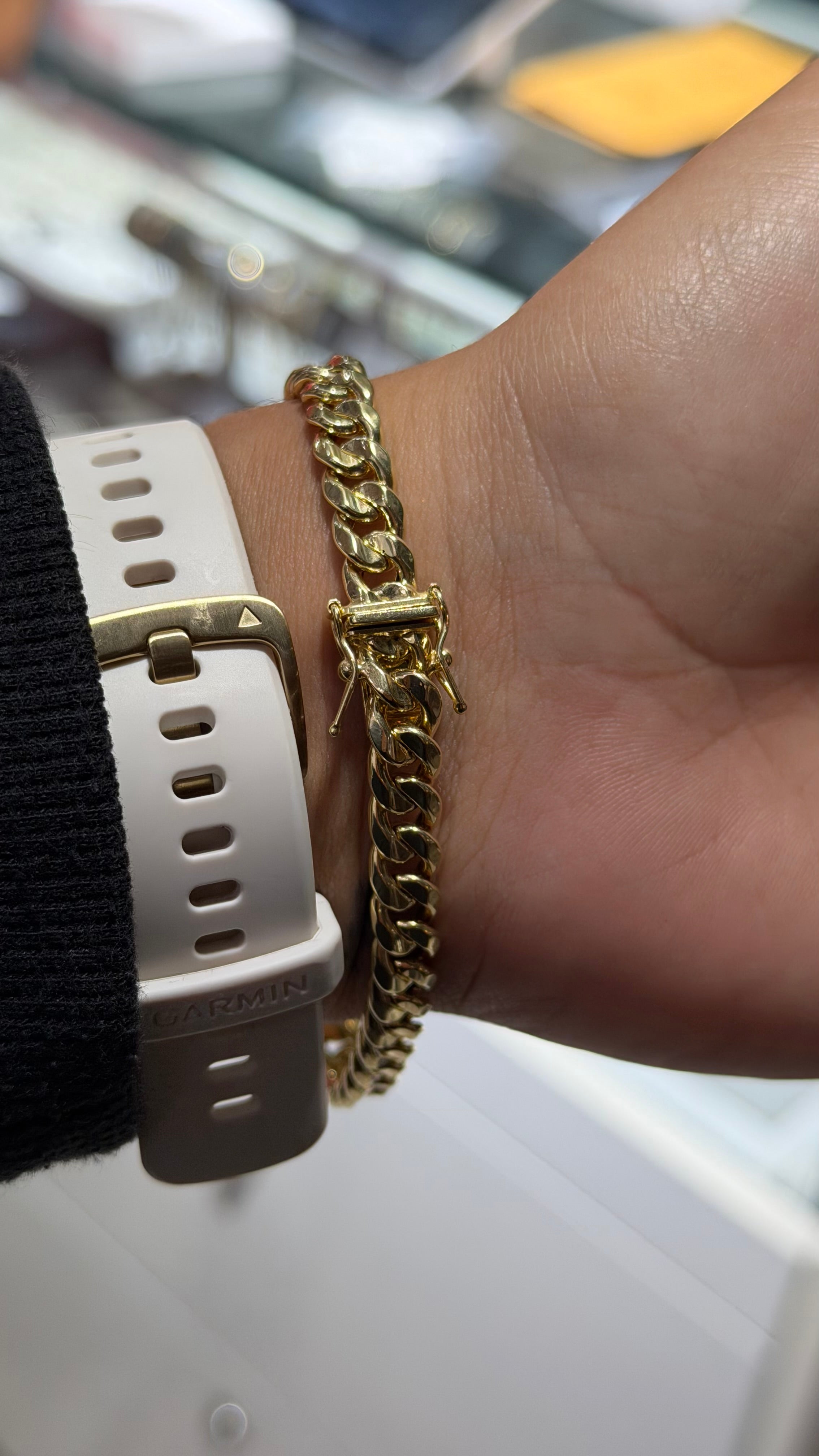 10k Gold - 7mm Cuban Bracelet