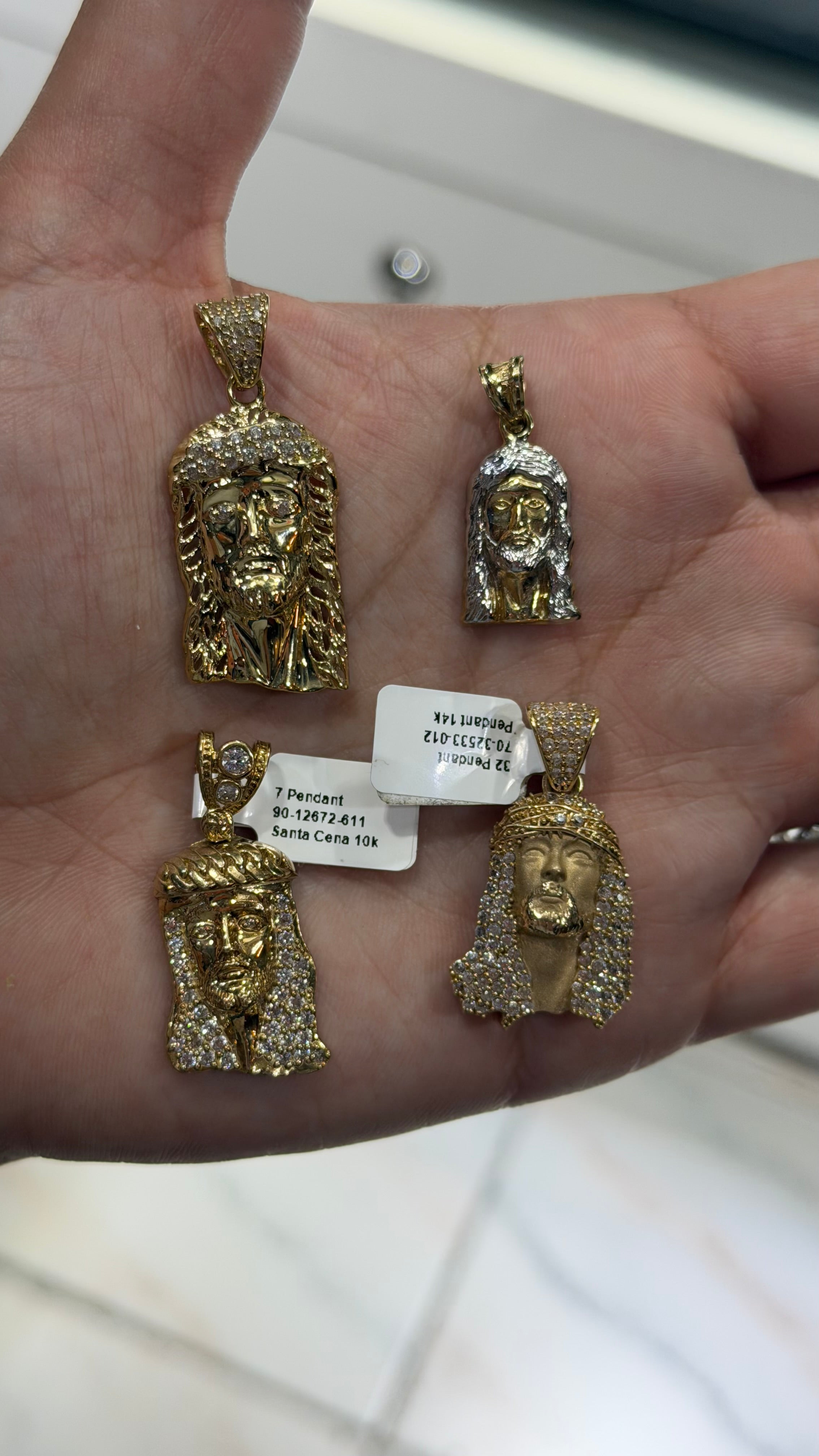 14k Gold Jesus Pendant