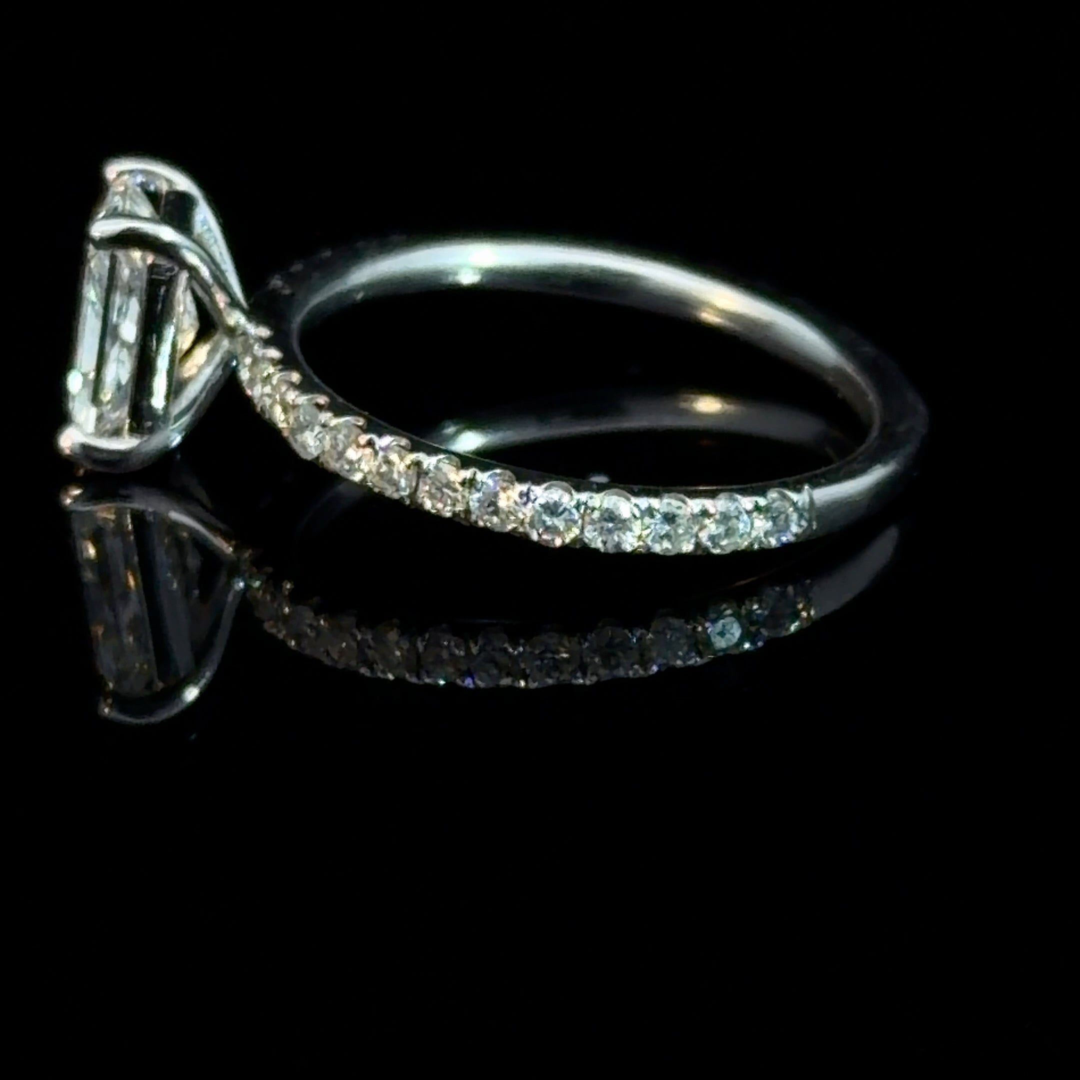 1.03 CT Radiant Cut Lab Grown Diamond Engagement Ring | E/VS2 | 14K Gold