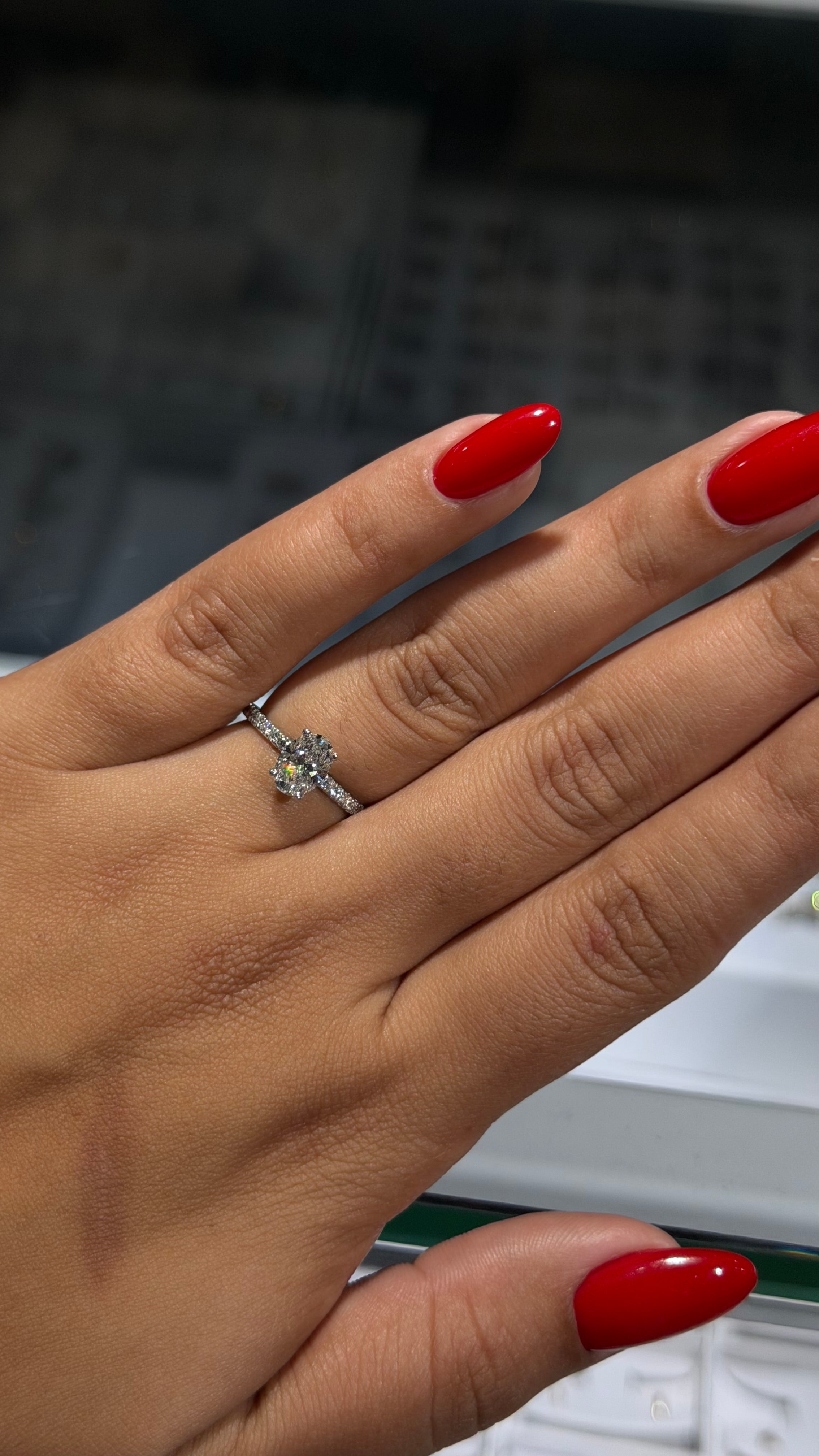 1.09 CT Oval Cut Lab Grown Diamond Engagement Ring | D/VS2 | IGI Certified