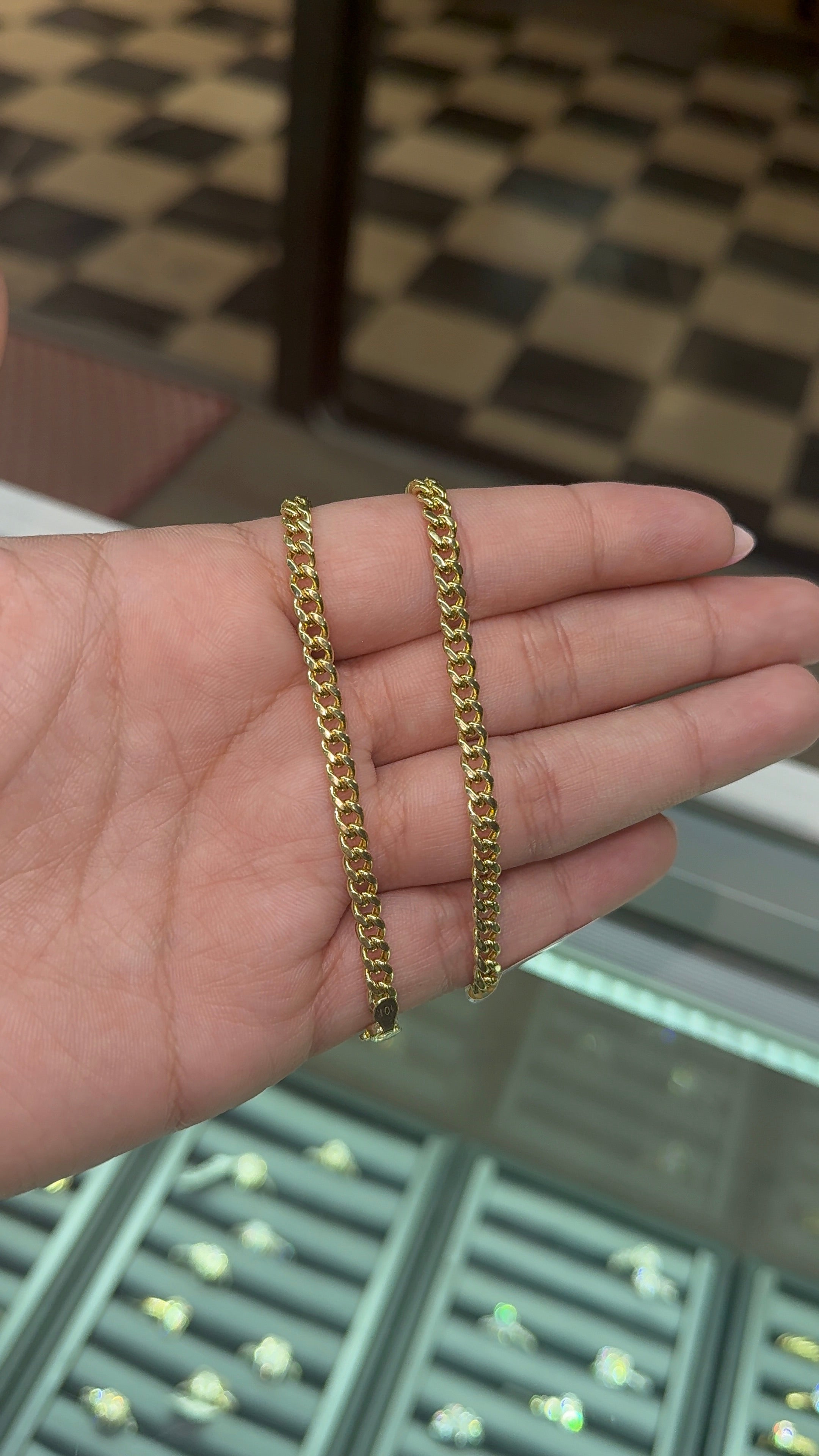 10k Gold - 3.7mm Cuban Bracelet