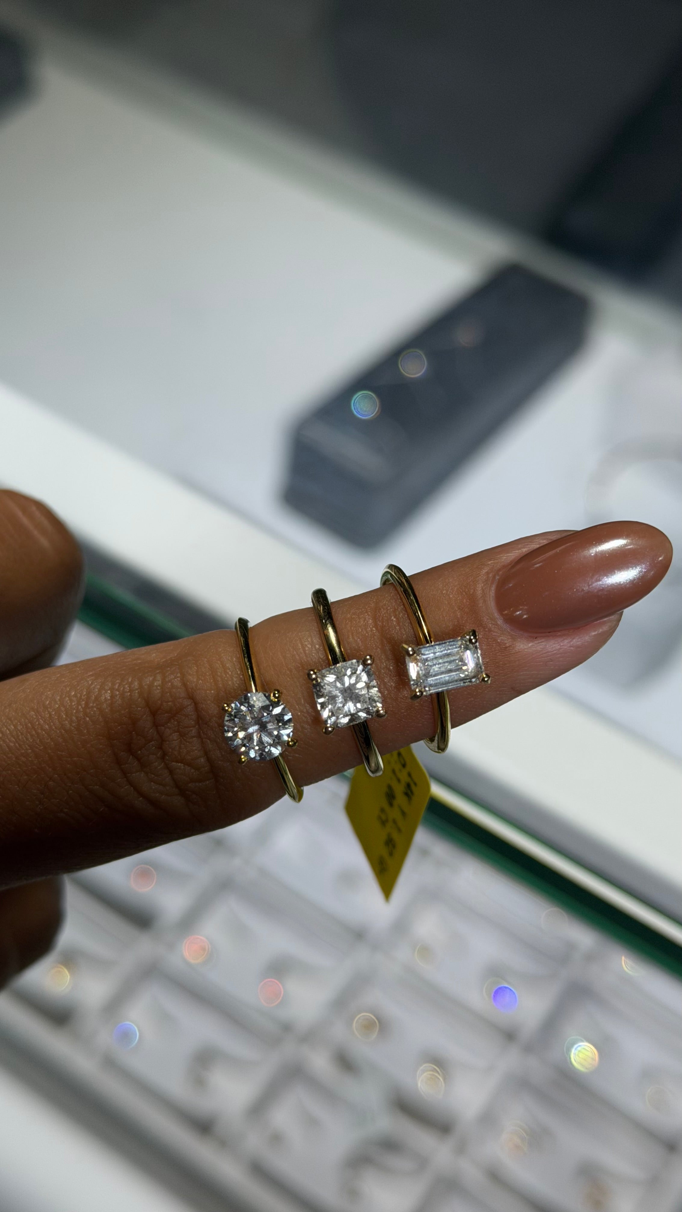 1CT EMERALD LAB DIAMOND IN 14k GOLD