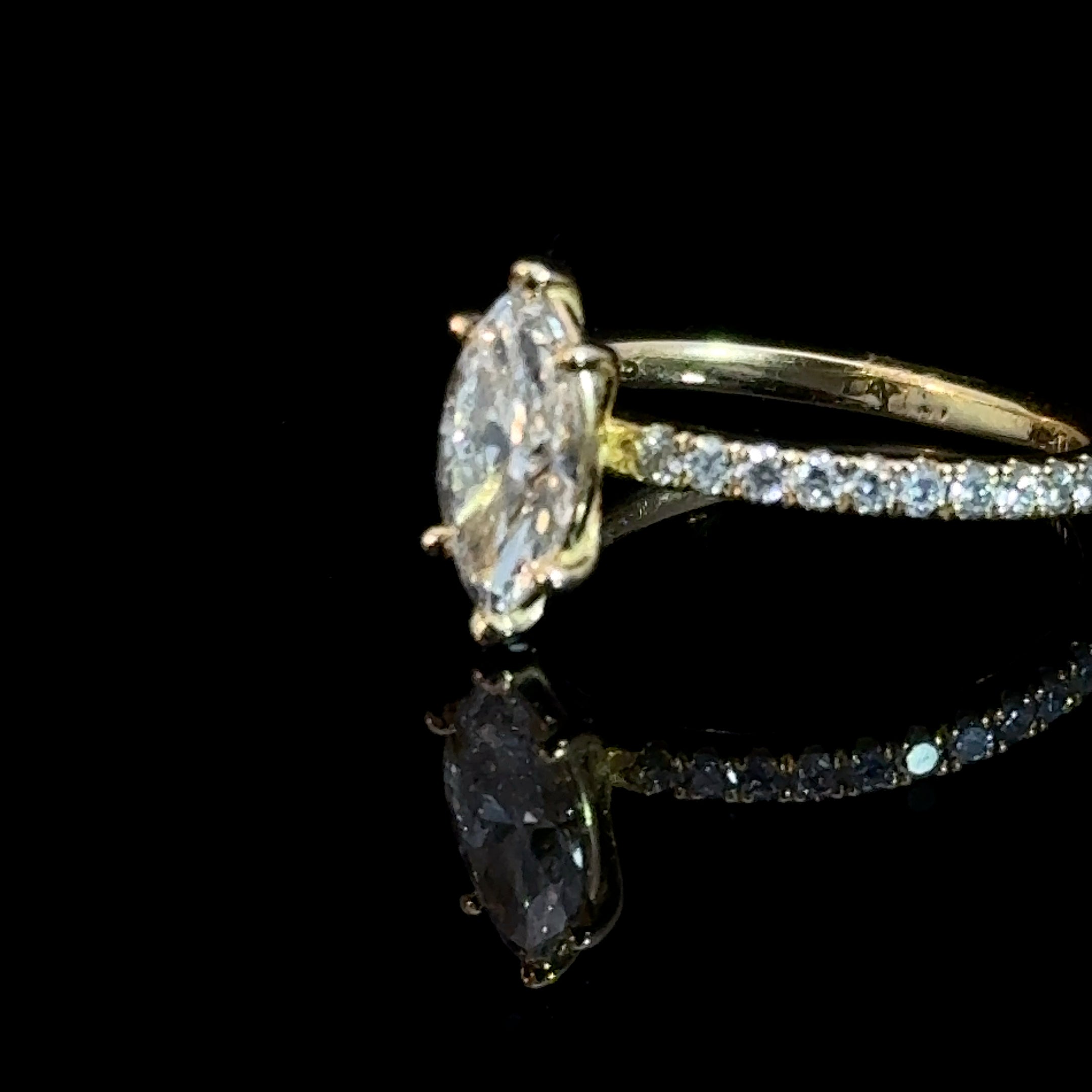 14K Yellow Gold Marquise Lab Grown Diamond Engagement Ring 1.04 CT E VS2 IGI Certified