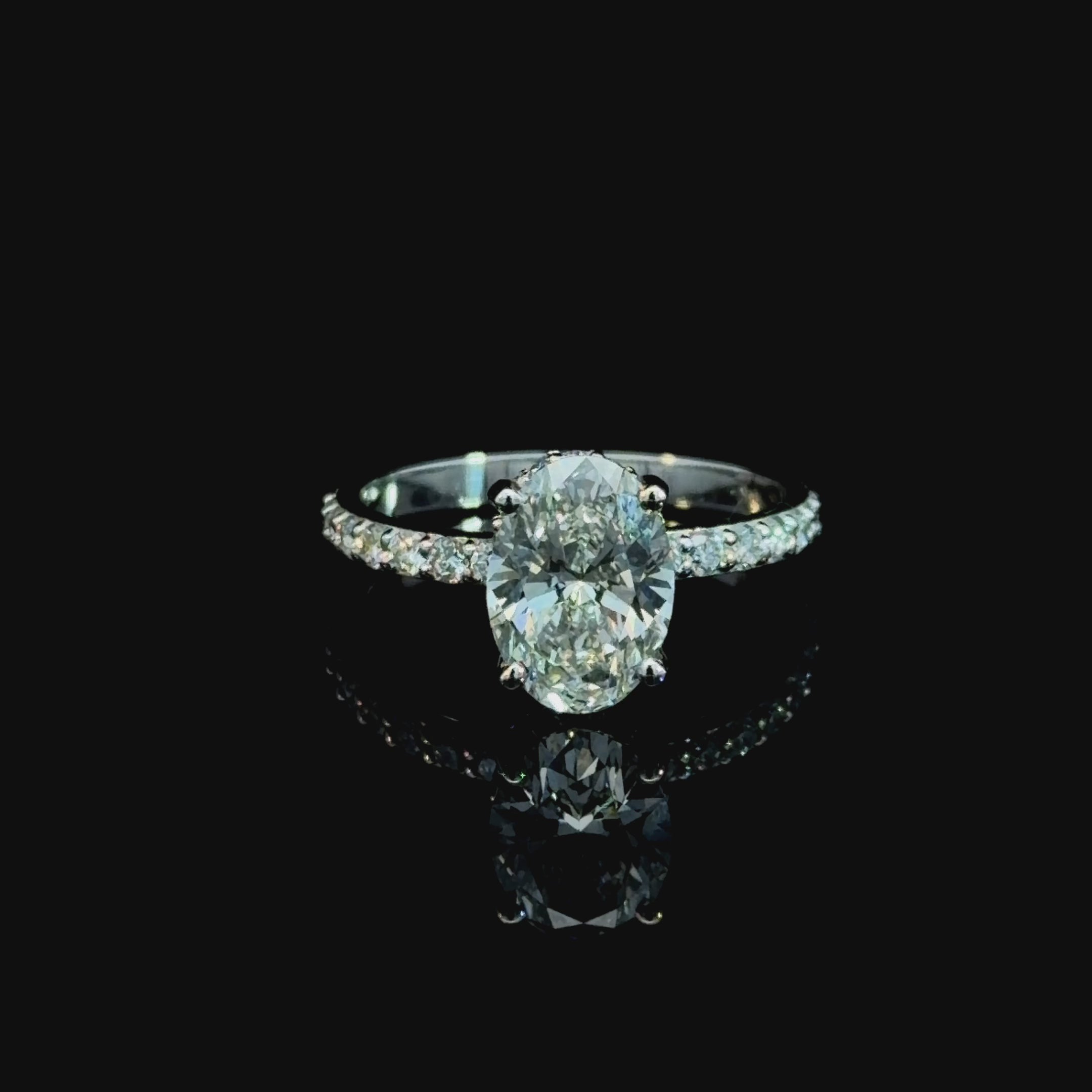 2.05ct Oval Lab Grown Diamond Ring | F/VS2 | IGI Certified